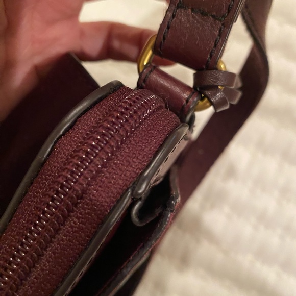 FOSSIL crossbody - Picture 10 of 11